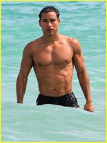 Mario Lopez nude photo