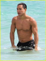 Mario Lopez nude photo
