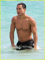 Mario Lopez nude photo