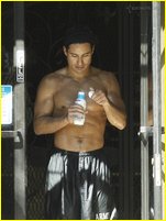 Mario Lopez nude photo