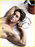 Nick Ayler nude photo