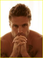 Nick Youngquest nude photo