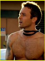 Alex O'Loughlin nude photo