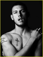 Alex Pettyfer nude photo