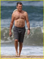 Pierce Brosnan nude photo