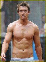 Robert Buckley nude photo