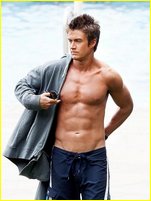 Robert Buckley nude photo