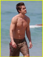 Robert Buckley nude photo