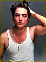 Robert Pattinson nude photo