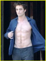 Robert Pattinson nude photo
