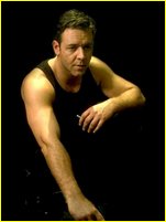 Russell Crowe nude photo