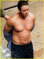 Russell Crowe nude photo