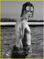 Taylor Kitsch nude photo