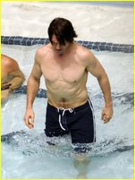 Tom Cruise nude photo