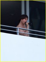Tom Cuise nude photo