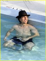 Tom Cuise nude photo