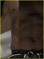 Usher Raymond nude photo