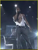 Usher Raymond nude photo