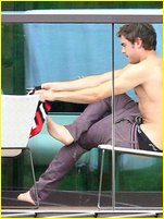Zac Efron nude photo