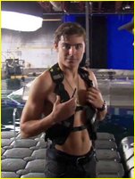 Zac Efron nude photo