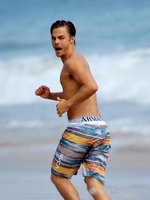Derek Hough nude photo