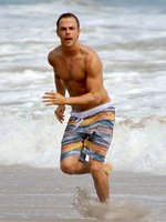 Derek Hough nude photo