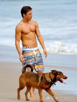 Derek Hough nude photo