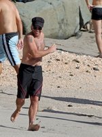 Jon Bon Jovi nude photo