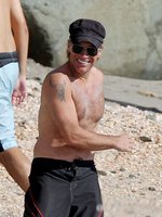Jon Bon Jovi nude photo