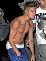 Justin Bieber nude photo