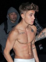 Justin Bieber nude photo