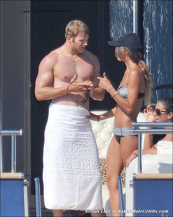 Naked kellan lutz MrMan