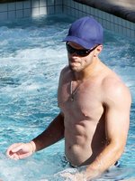 Kellan Lutz nude photo