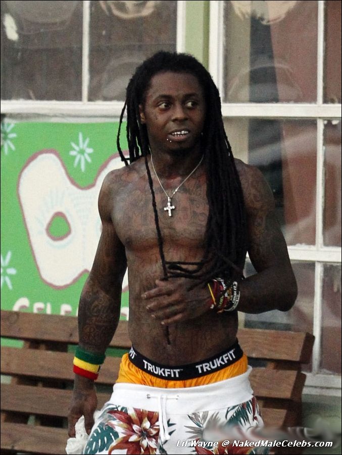NakedMaleCelebs.com Lil Wayne nude photos.