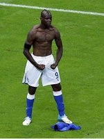 Mario Balotelli nude photo