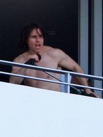 Tom Cruise nude photo