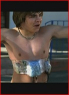 Zac Efron nude photo